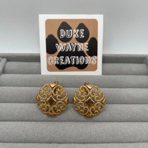 Vintage Avon Clip on Earrings